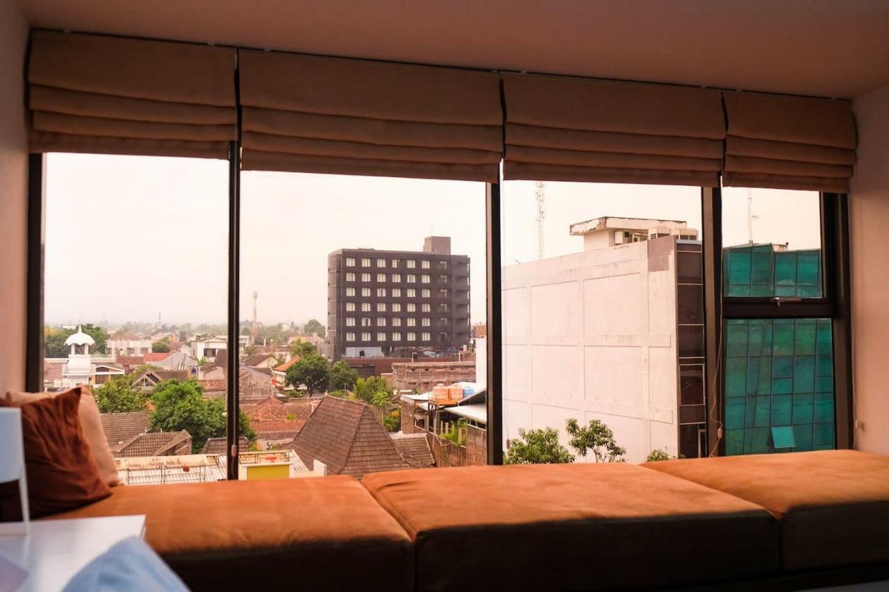 Lavenderbnb 1 At Uttara The Icon Apartment 日惹 外观 照片